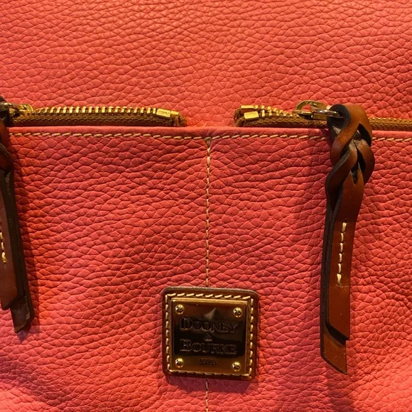 NWT Dooney & Bourke Barbie Pink Leather Bag - Picture 3 of 12